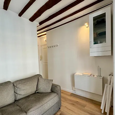 Cosy With Balcony Center - Sorbonne - Pantheon - Notre-dame